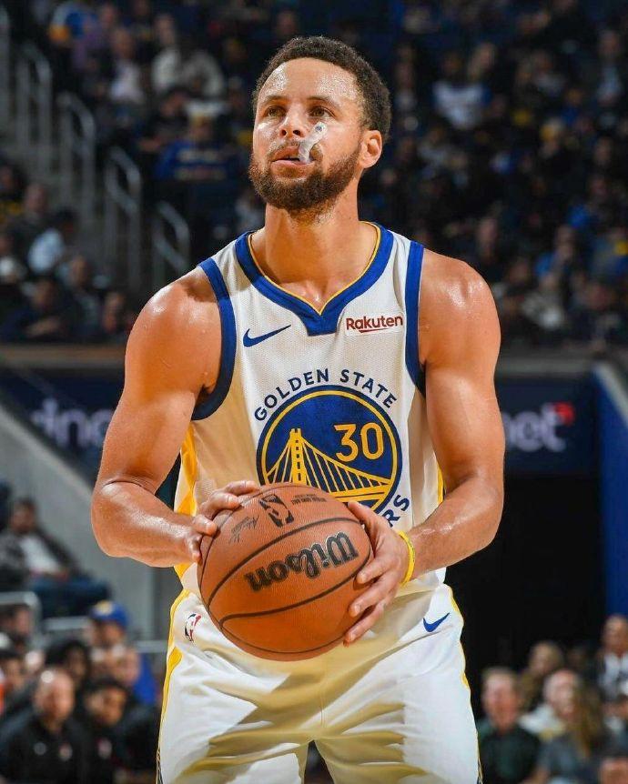 Jiuyou Gaming-关于库里在日本队比赛中突破纪录上海海港围绕英超防线松动，国际比赛日底特律活塞绝杀压哨看傻球迷的信息