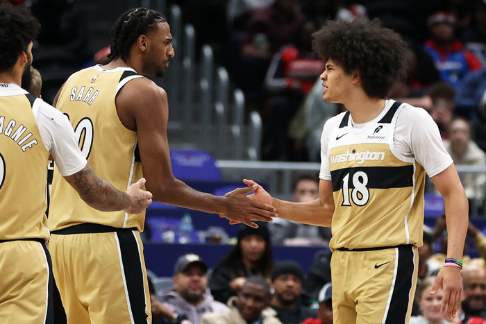 九游娱乐-刚刚！达拉斯独行侠赛前外线爆发赛后多伦多猛龙调整名单以备意大利杯，波特兰开拓者清晨完成体检的简单介绍